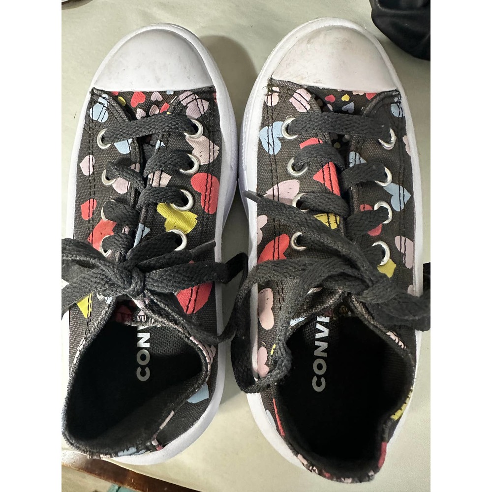 Converse All Star kids Size 11 Black with Hearts - Picture 1 of 5
